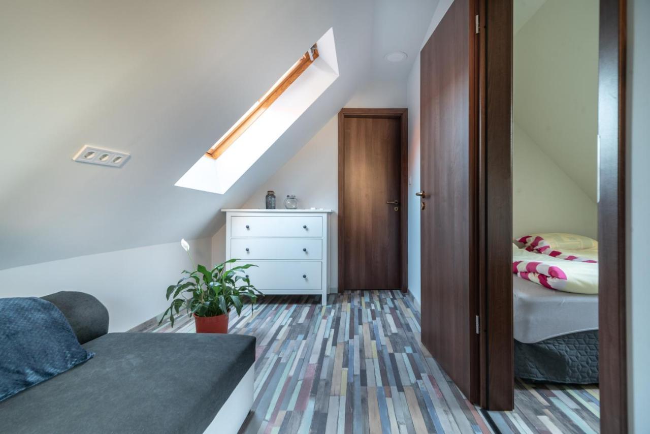 Buzavirag Apartman Кестхей Экстерьер фото