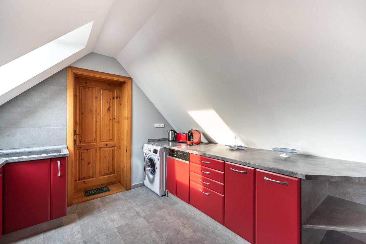 Buzavirag Apartman Кестхей Экстерьер фото